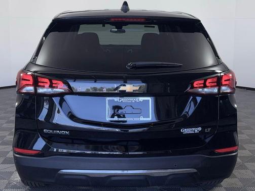 Mosaic Black Metallic 2024 Chevrolet Equinox 1LT