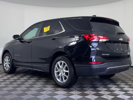 Mosaic Black Metallic 2024 Chevrolet Equinox 1LT
