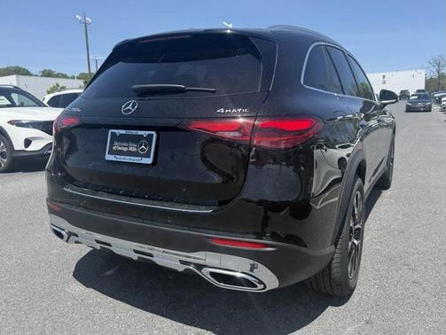 2025 Mercedes-Benz GLC 350e Base