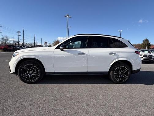 2026 Mercedes-Benz GLC 300 4MATIC