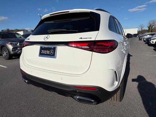 Polar White 2026 Mercedes-Benz GLC 300 4MATIC