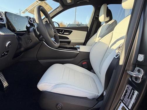 2026 Mercedes-Benz GLC 300 4MATIC