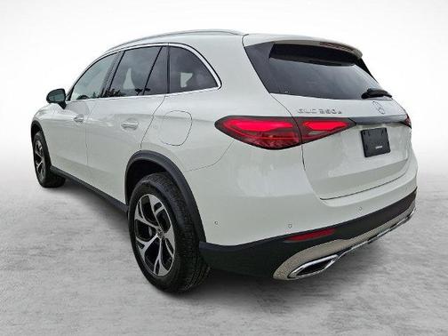 Polar White 2025 Mercedes-Benz GLC 350e Base