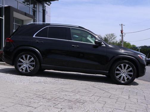 Obsidian Black Metallic 2024 Mercedes-Benz GLE 350 4MATIC