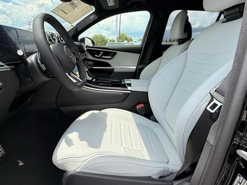 2025 Mercedes-Benz GLC 350e Base