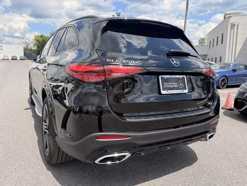 2025 Mercedes-Benz GLC 350e Base