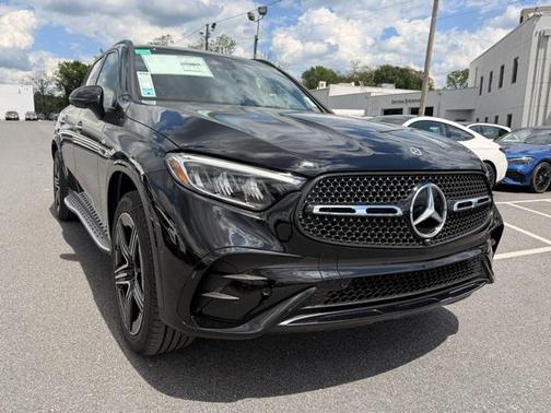 2025 Mercedes-Benz GLC 350e Base