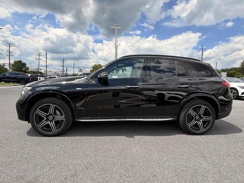 2025 Mercedes-Benz GLC 350e Base