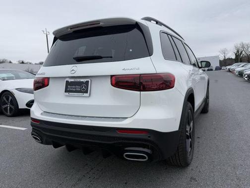 2025 Mercedes-Benz GLB 250 4MATIC
