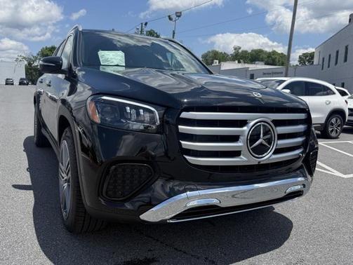2025 Mercedes-Benz GLS 450 4MATIC