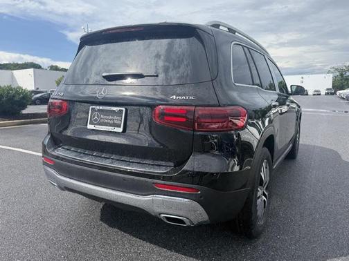 2025 Mercedes-Benz GLB 250 4MATIC
