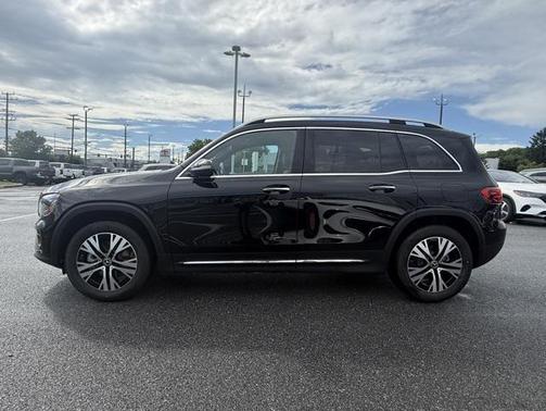 2025 Mercedes-Benz GLB 250 4MATIC