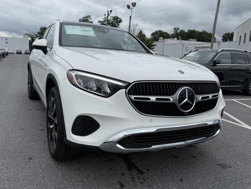 2025 Mercedes-Benz GLC 350e Base