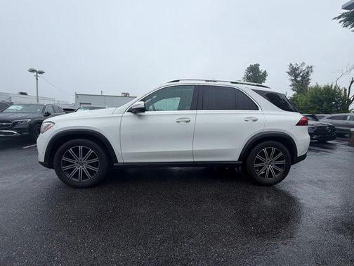White 2024 Mercedes-Benz GLE 350 4MATIC