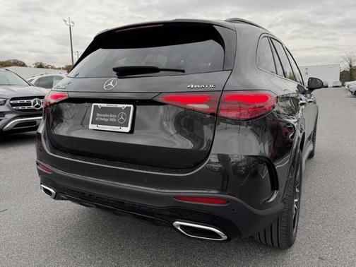2026 Mercedes-Benz GLC 300 4MATIC