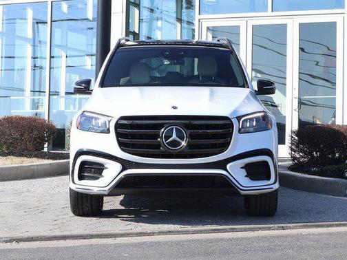 White 2025 Mercedes-Benz GLS 580 4MATIC