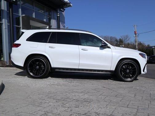 2025 Mercedes-Benz GLS 580 4MATIC