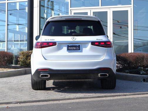 White 2025 Mercedes-Benz GLS 580 4MATIC