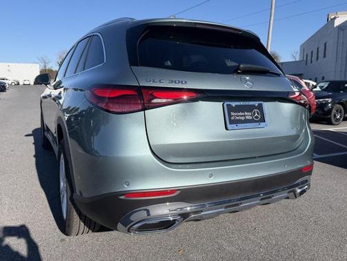 2026 Mercedes-Benz GLC 300 4MATIC