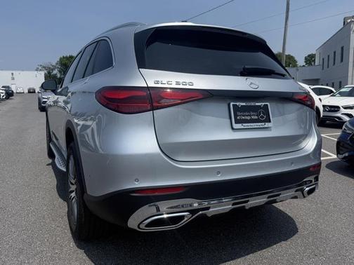 2025 Mercedes-Benz GLC 300 4MATIC