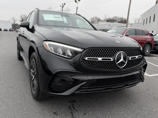 2026 Mercedes-Benz GLC 300 4MATIC