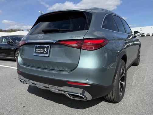 2025 Mercedes-Benz GLC 350e Base