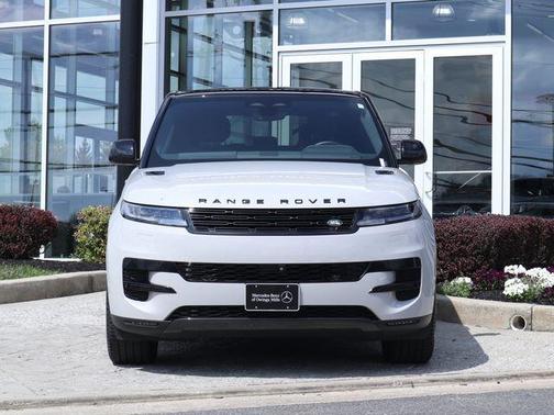 2024 Land Rover Range Rover Sport SE