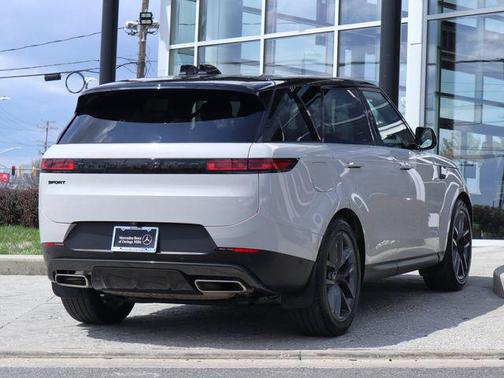 2024 Land Rover Range Rover Sport SE