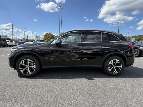 2026 Mercedes-Benz GLC 300 Base