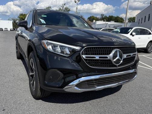 2026 Mercedes-Benz GLC 300 Base