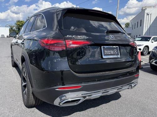 2026 Mercedes-Benz GLC 300 Base