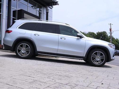 Silver 2023 Mercedes-Benz GLS 450 4MATIC