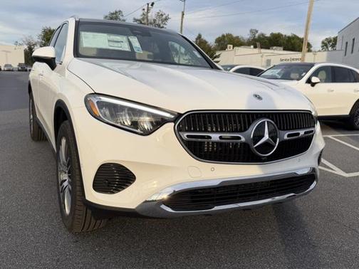 2026 Mercedes-Benz GLC 300 4MATIC