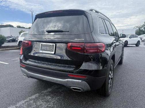 2025 Mercedes-Benz GLB 250 4MATIC