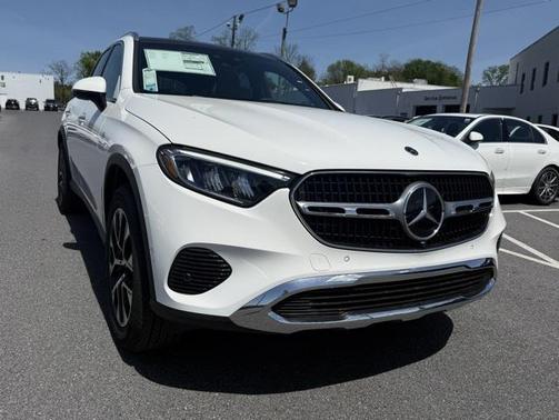 2025 Mercedes-Benz GLC 350e Base