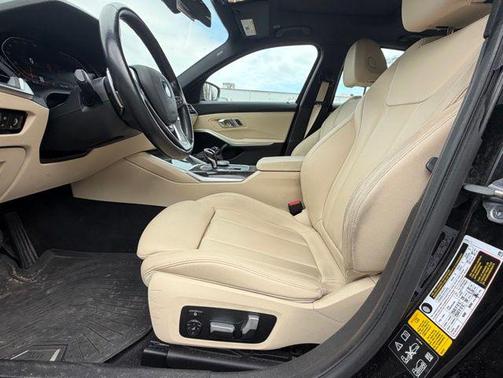 Jet Black 2019 BMW 330 xDrive