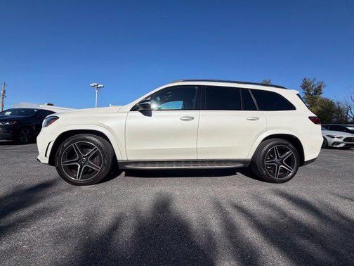 Diamond White 2022 Mercedes-Benz GLS 450 4MATIC