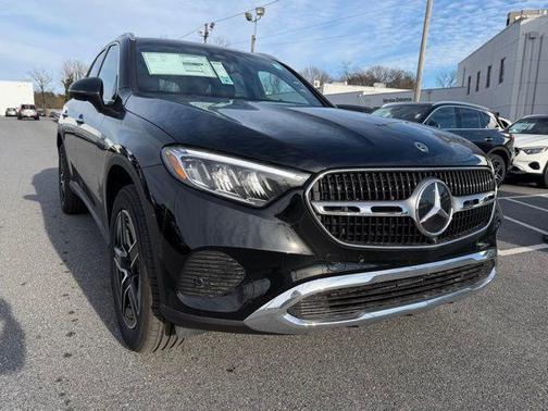 Black 2026 Mercedes-Benz GLC 300 4MATIC