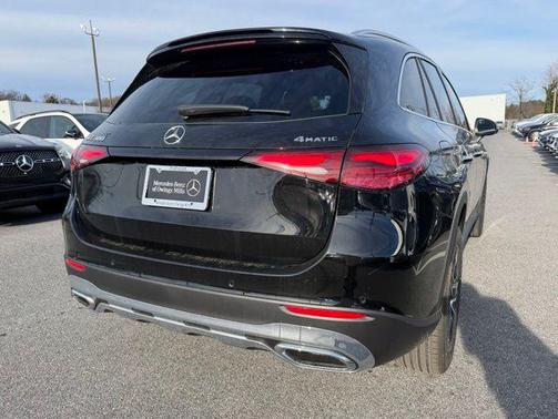 Black 2026 Mercedes-Benz GLC 300 4MATIC