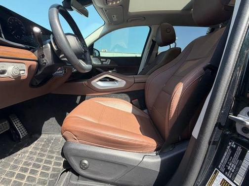 Emerald Green Metallic 2024 Mercedes-Benz GLS 450 4MATIC