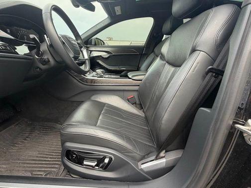 Vesuvius Gray Metallic 2022 Audi A8 L 55 TFSI quattro Tiptronic