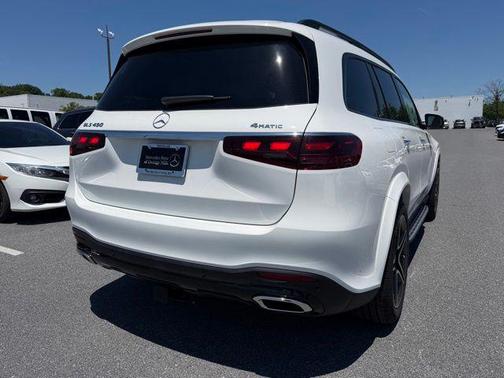 Polar White 2026 Mercedes-Benz GLS 450 4MATIC