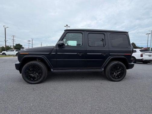 Black 2027 Mercedes-Benz G-Class G 580e