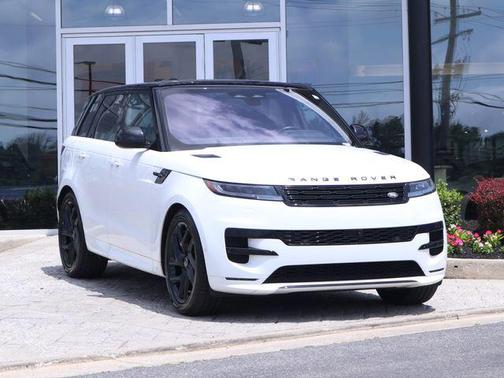 Fuji White 2023 Land Rover Range Rover Sport SE