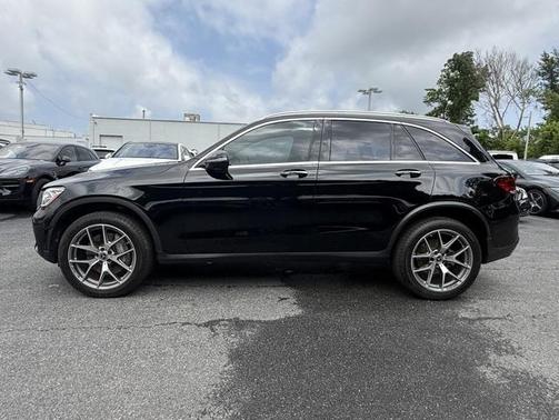 2022 Mercedes-Benz GLC 300 4MATIC