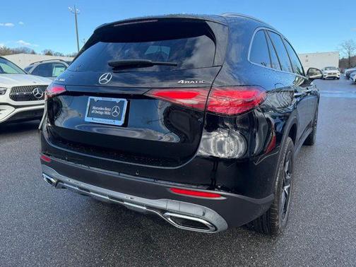 Black 2026 Mercedes-Benz GLC 300 4MATIC