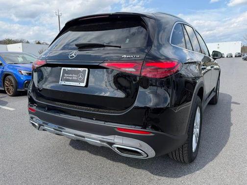 Black 2026 Mercedes-Benz GLC 300 4MATIC
