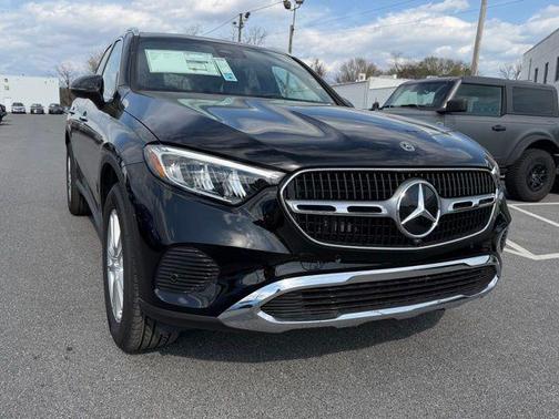 Black 2026 Mercedes-Benz GLC 300 4MATIC
