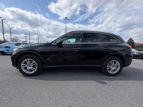 Black 2026 Mercedes-Benz GLC 300 4MATIC
