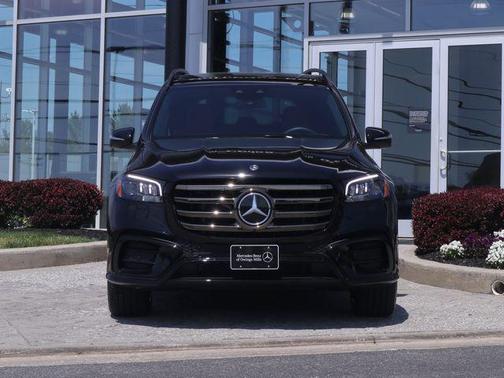 Obsidian Black Metallic 2025 Mercedes-Benz GLS 450 4MATIC